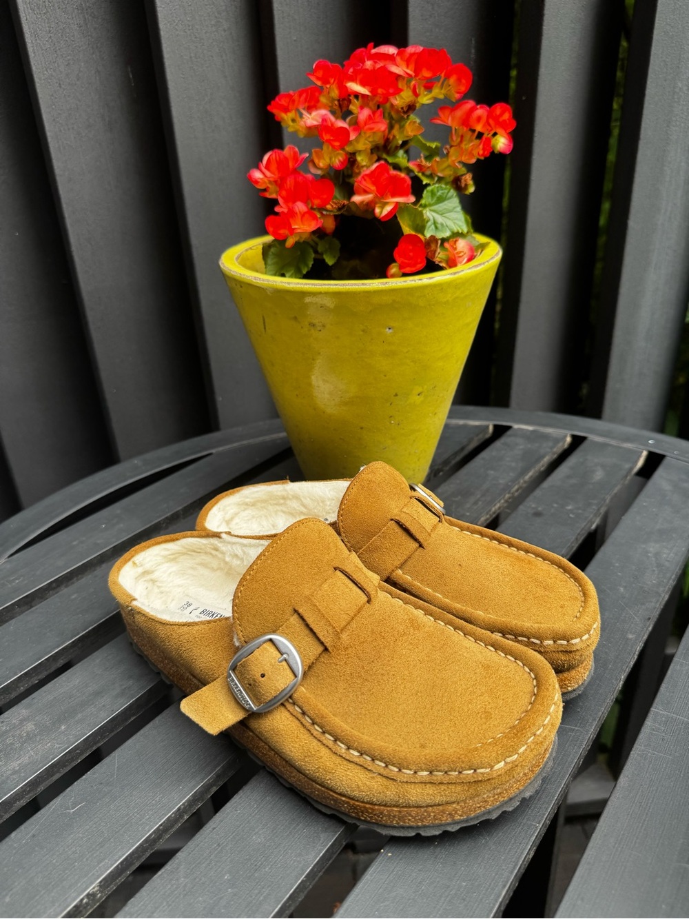 Birkenstock Buckley Women's Tan Suede Shearling-Lined Mules - Picture 10 of 11